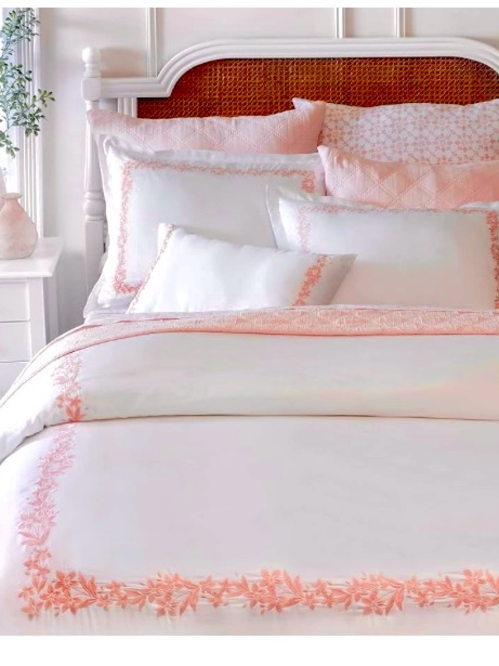 Martha Stewart Blush Floral Border Embroidered Duvet 3PC Set